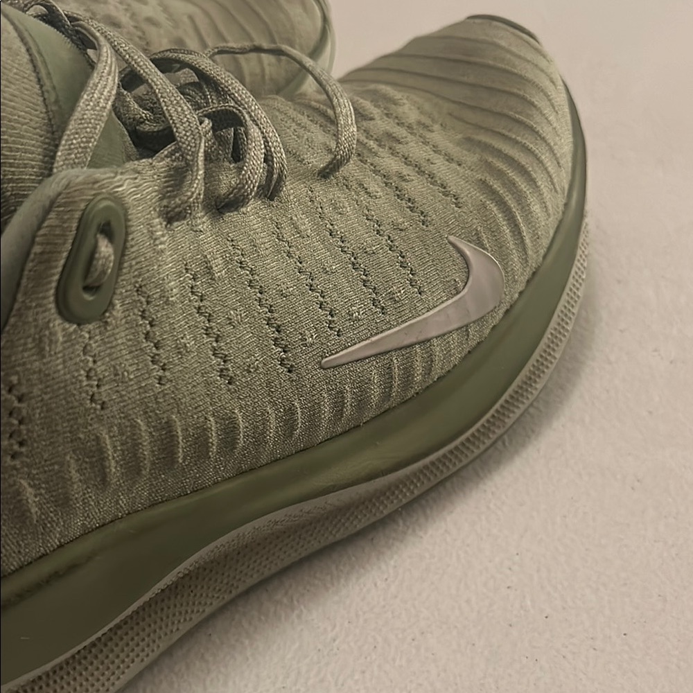 Nike Infinity Run 4 Green Running Shoes - 12 - Picture 6 of 8